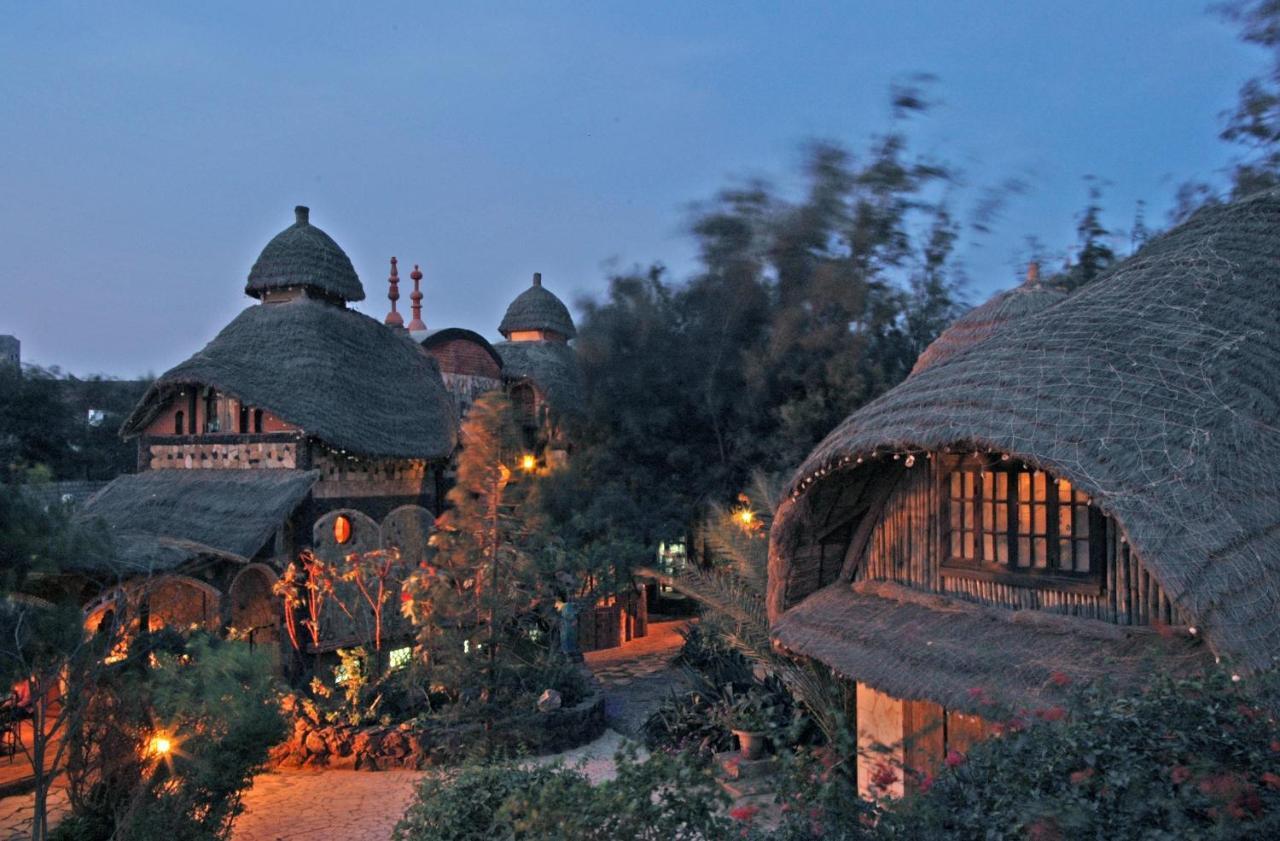 Hotel Sobo Bade Toubab Dialao Exterior foto