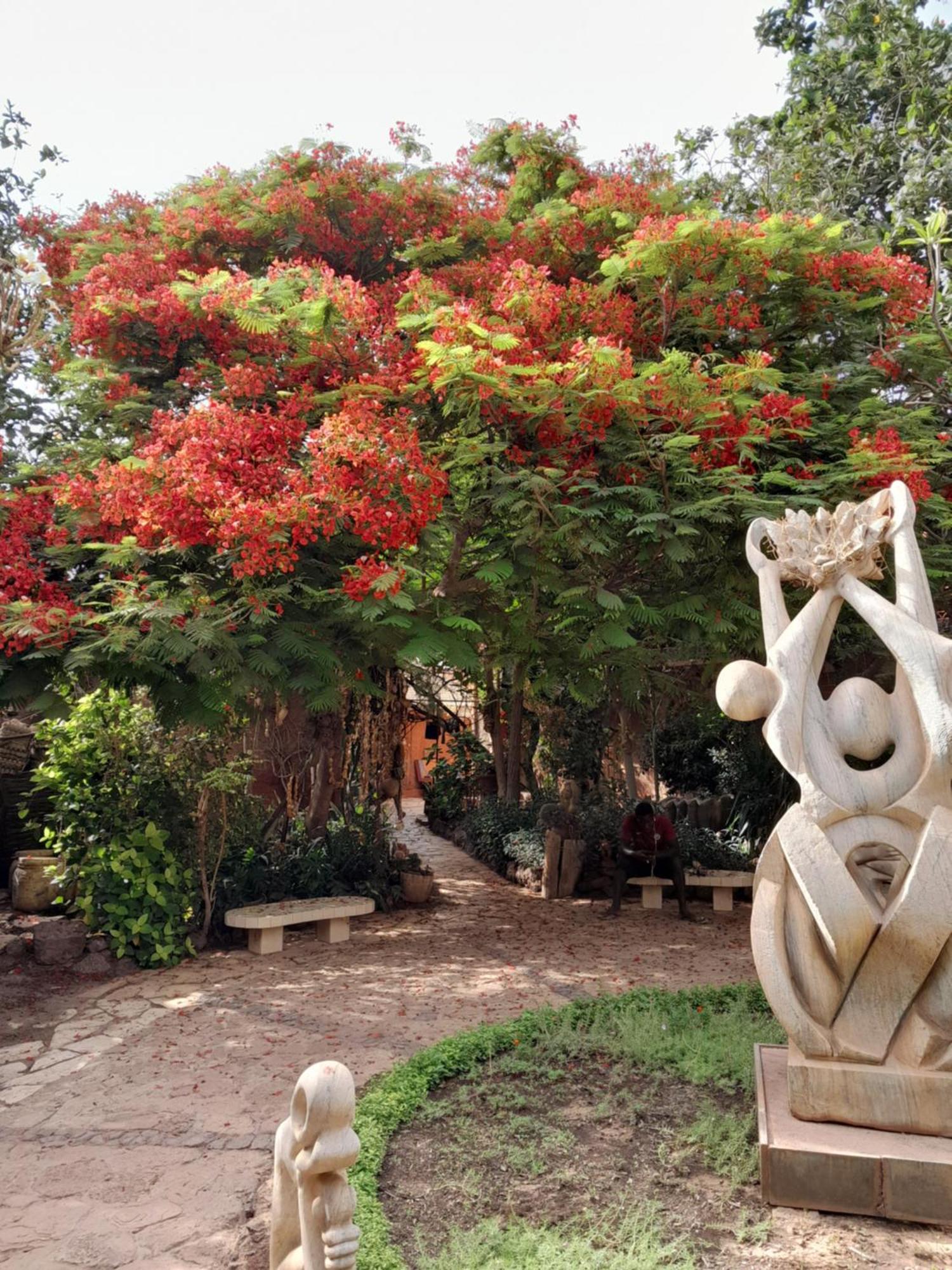 Hotel Sobo Bade Toubab Dialao Exterior foto